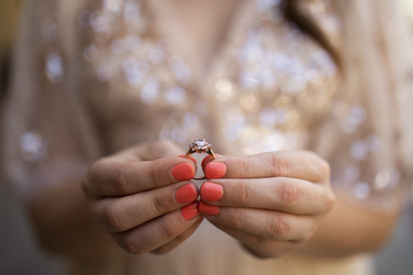 Shine Brighter, Spend Smarter: Why 14kt Diamond Jewellery is Your New BFF Shine Brighter, Spend Smarter: Why 14kt Diamond Jewellery is Your New BFF