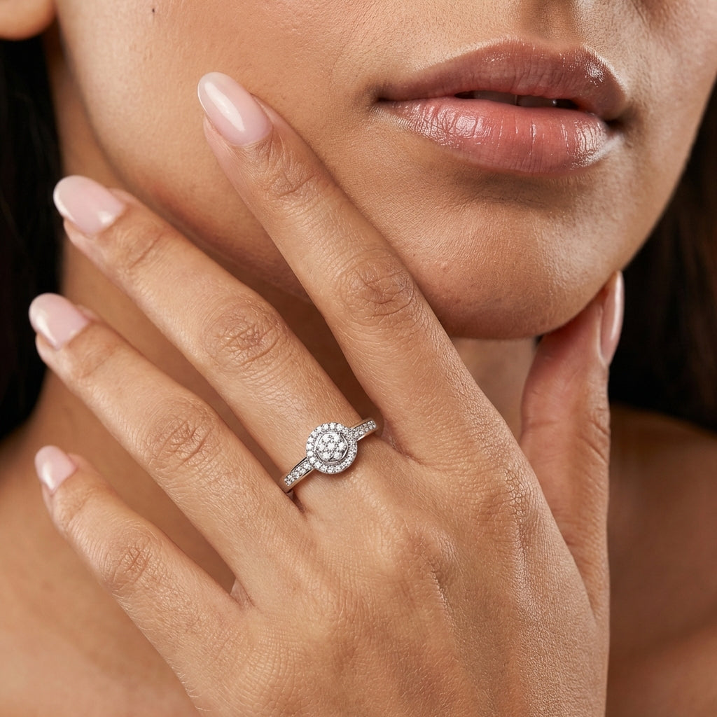 Amber Veil 18Kt Diamond Ring model_white view