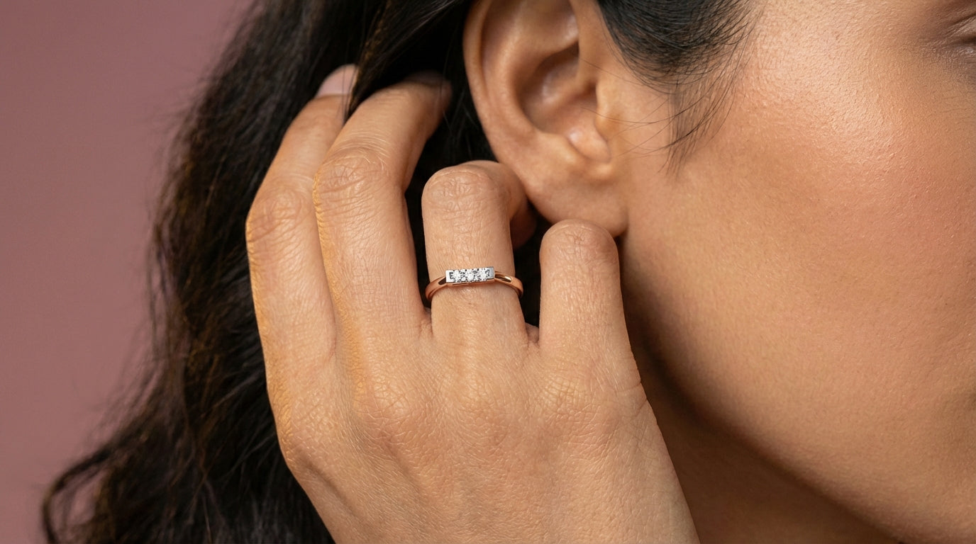 Bloom 18Kt Diamond Ring model_rose view