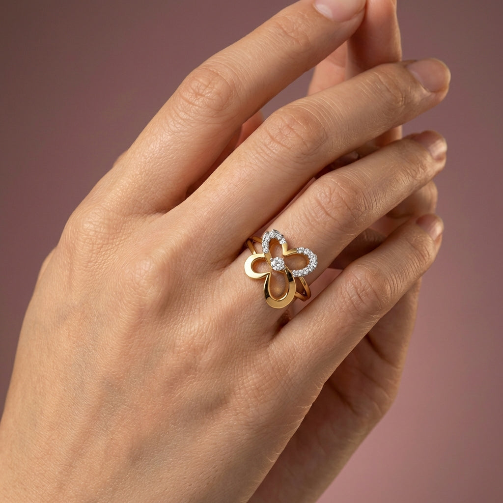 Ethereal Equinox Essence 18Kt Diamond Ring model view