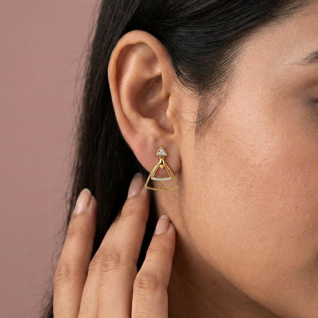 Exquisite Shine Diamond Earring 18K model_yellow view