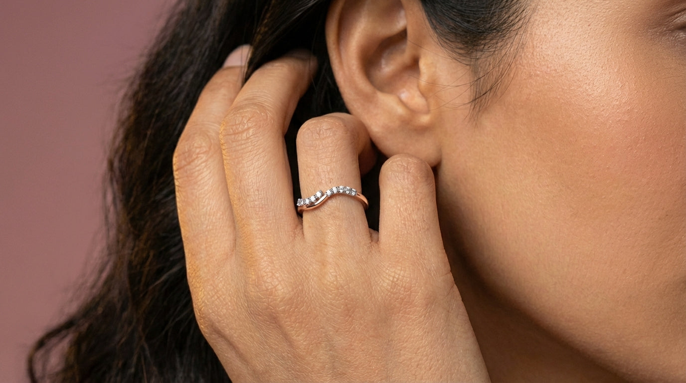 Glimmer 18Kt Diamond Ring model_rose view