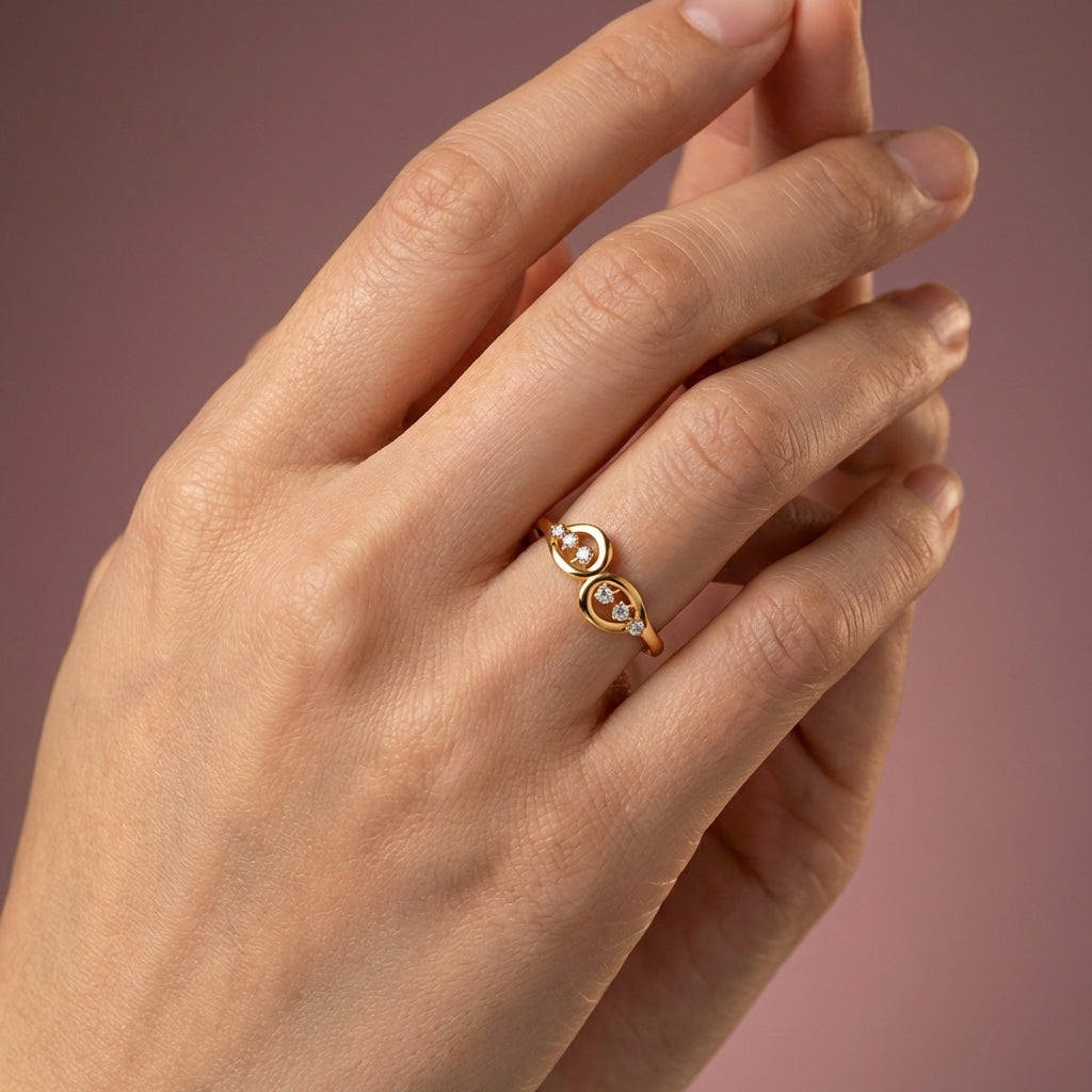 Golden Petal 18Kt Diamond Ring model view