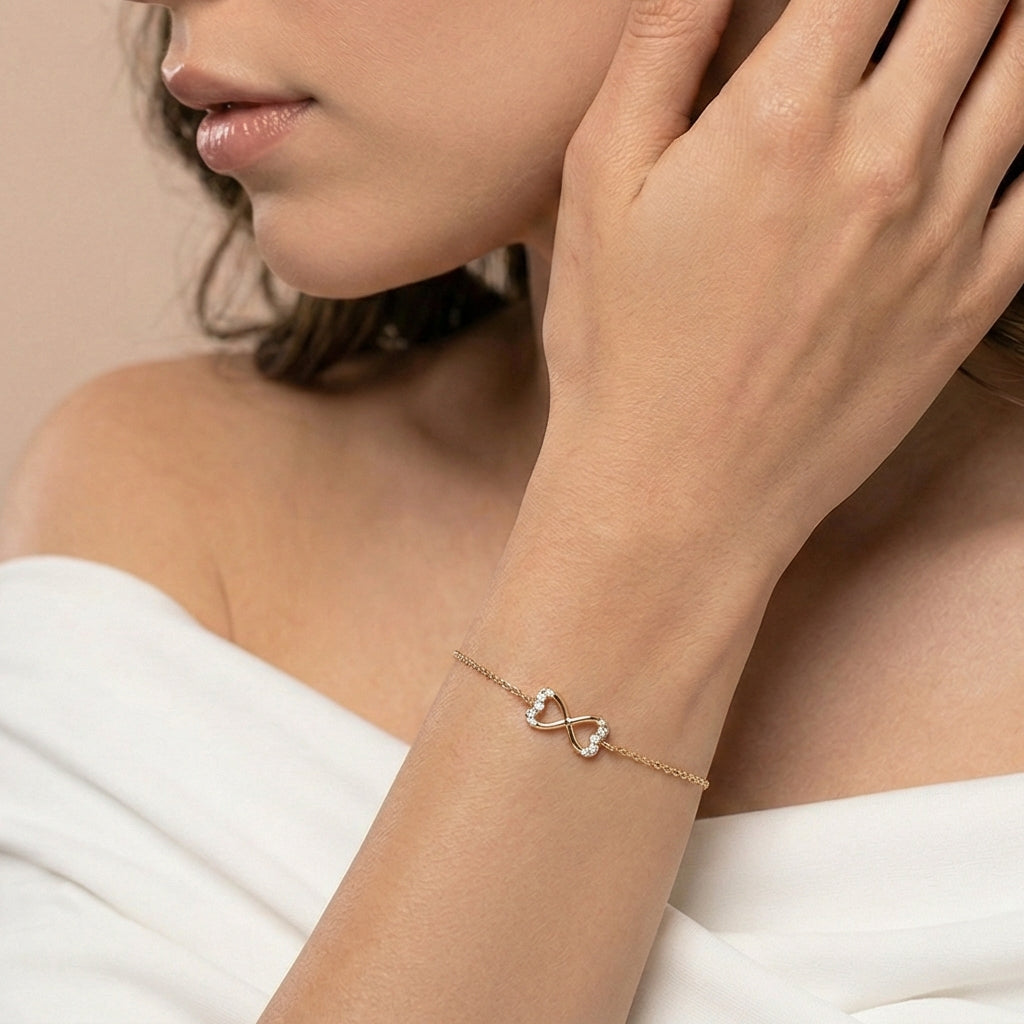 Radiance Reflection Diamond Bracelet 18K model_rose-1 view