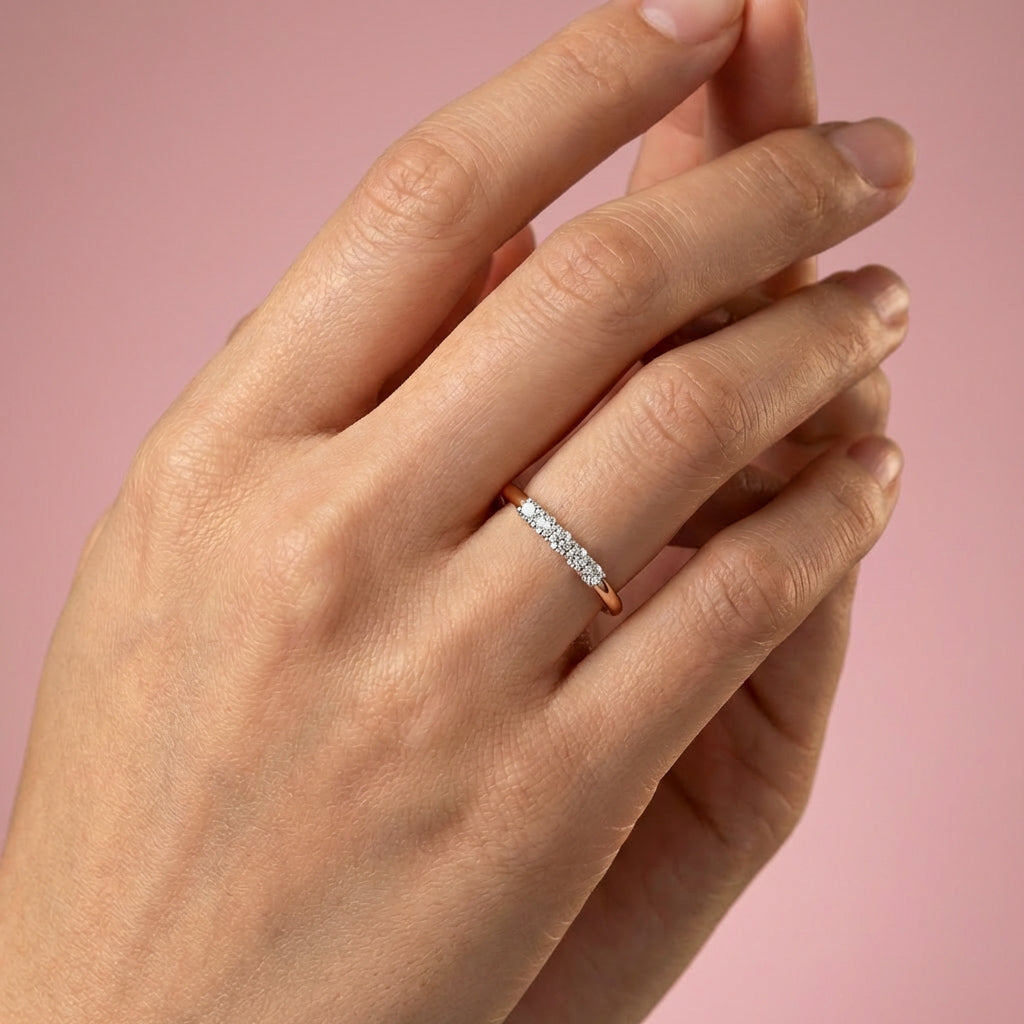 Reverie 18Kt Diamond Ring model view