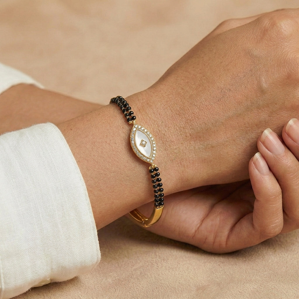 Sparkling Sunset Diamond Chain Bracelet 18K model_yellow-1 view