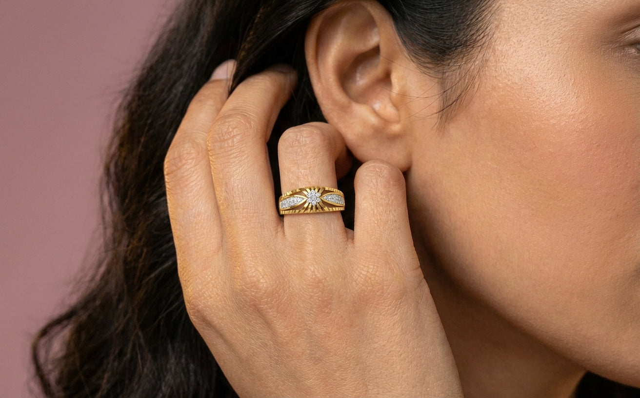 Tranquil Typhoon Turquoise 18Kt Diamond Ring model_rose view