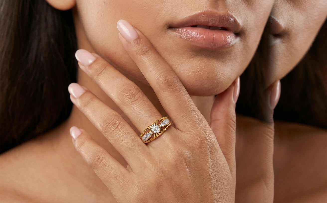 Tranquil Typhoon Turquoise 18Kt Diamond Ring model_white view